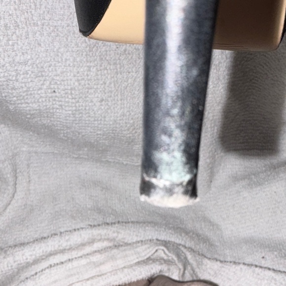 Michael Kors Classic Black Pumps with gold key lock on back of heel - Picture 9 of 10